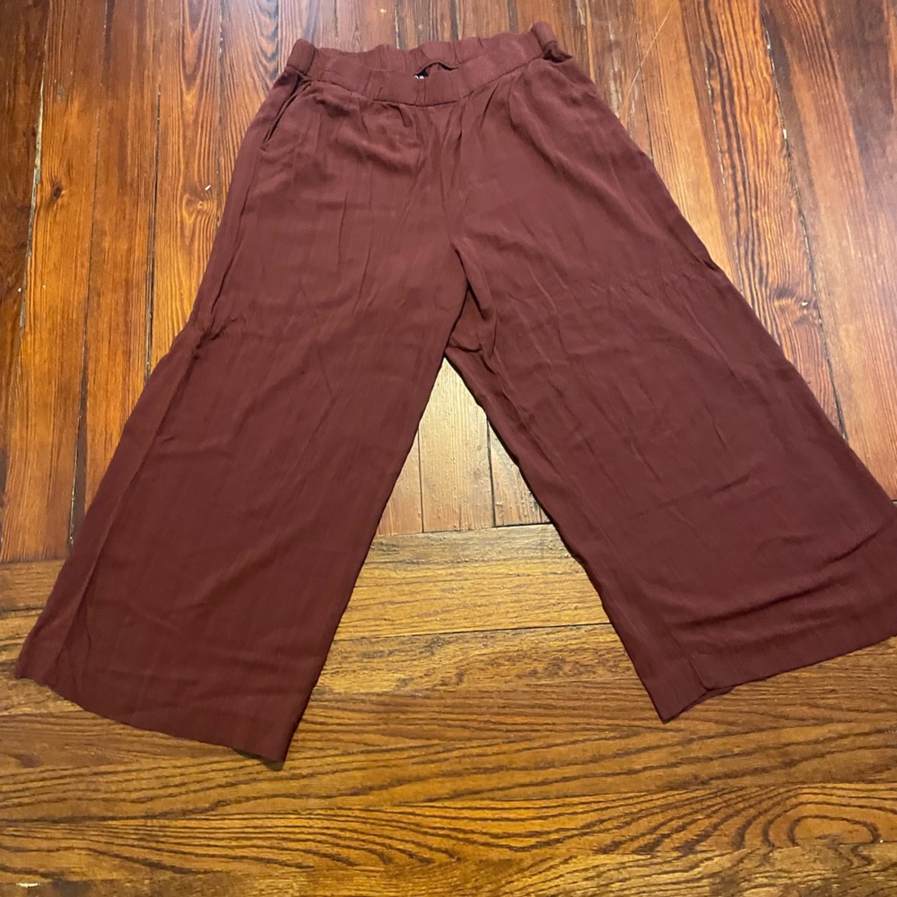 a.n.a Wide Leg Pants - Burgundy